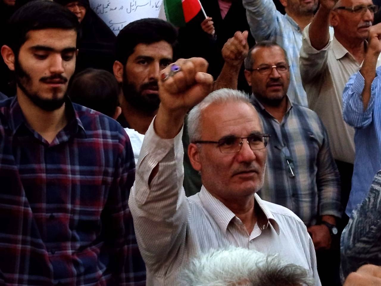 ملت ایران سکوت نخواهد کرد