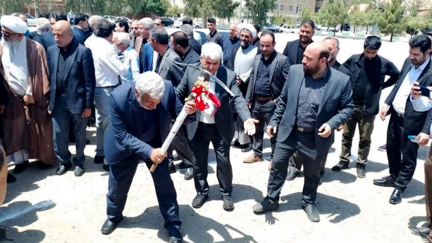 هر ماه کلنگ‌زنی یک مدرسه در قم