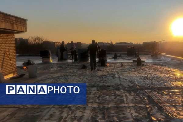 دبیرستان مهدیه و طلیعه فاز ۲ اندیشه، برای بارش برف زمستانی آماده شد
