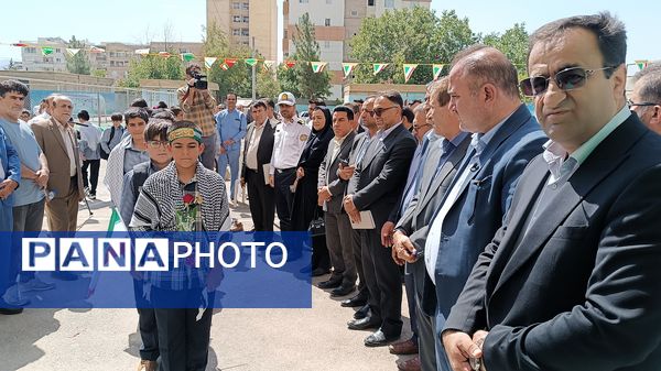 همزمان با سراسر کشور زنگ جوانه‌ها در یاسوج به صدا در آمد