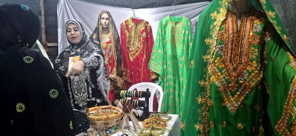 جشنواره‌‌ انبه و یاسمین گل شهرستان میناب