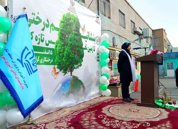 روز درختکاری در منطقه ۱۶