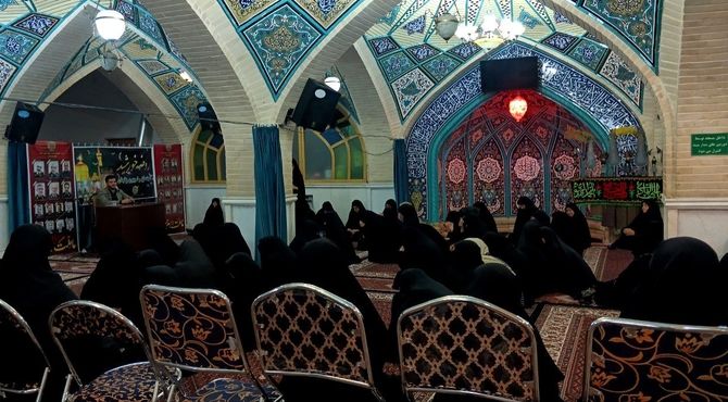 ویژه‌برنامه «روضه خورشید» ویژه خواهران در مسجد زینبیه اعظم زنجان برگزار شد