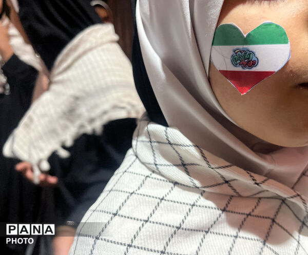 برگزاری مراسم بزرگداشت قائد امت در خاتم