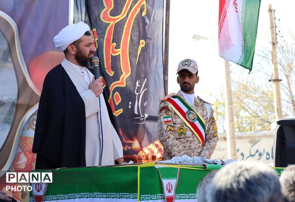 تشییع پیکر شهید ماهان خوارزمی در بافت