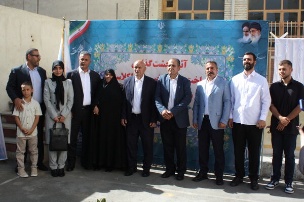 آیین خشت‌گذاری دبستان شهید خداقلی