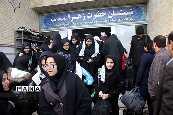 اعزام کاروان راهیان نور دختران دانش آموزان میبد