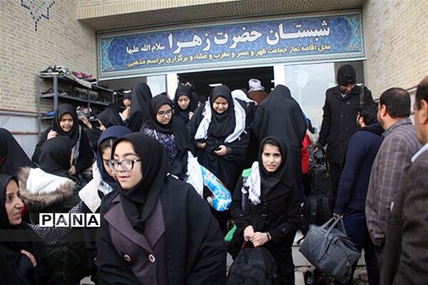 اعزام کاروان راهیان نور دختران دانش آموزان میبد