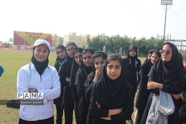 مسابقات دومیدانی متوسطه اول دختران دشتستانی