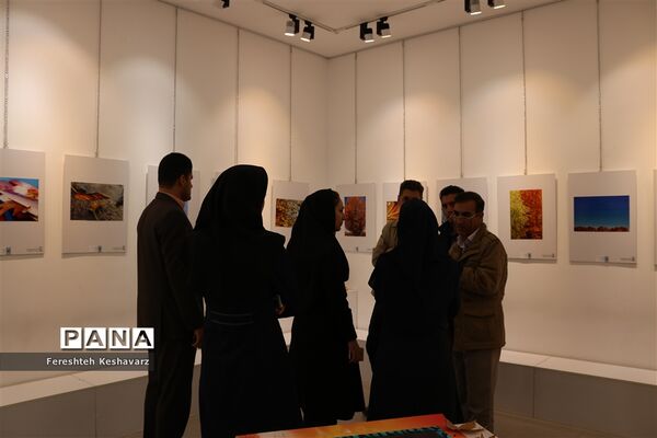 برگزاری نمایشگاه  عصر پاییزی در شیراز