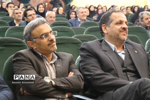 برگزاری نخستین کارگاه سخنوری و فن بیان ویژه مربیان پیشتاز در فارس