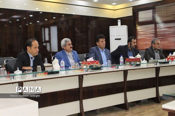 جلسه ستاد استانی انتخابات دهمین دوره مجلس دانش آموزی استان بوشهر