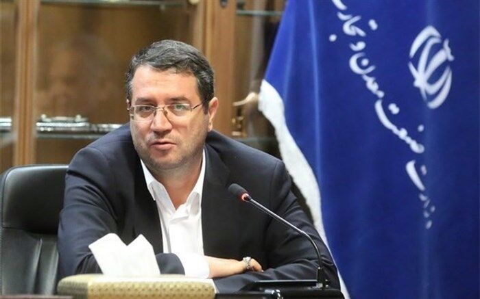 واگذاری خودروسازی‌ها منتفی نشده است