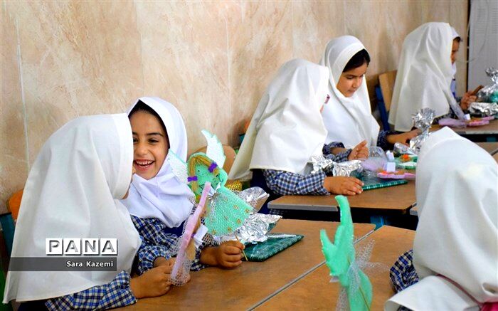 پدیده تنوع مدارس در نظام آموزشی ایران بررسی می‌شود