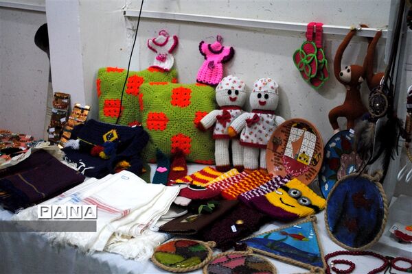 چله بانوی مرزنشین؛ نمایشگاه توانمندی‌های بانوان تایبادی