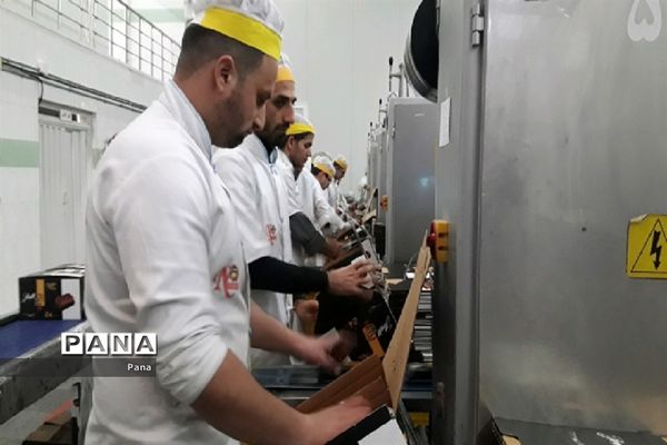 بازدید معاون تربیت بدنی و سلامت و روسای ادارات آموزش و پرورش آذربایجان شرقی ازمحصولات غذایی نظری