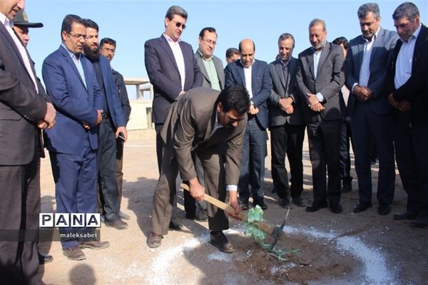 آغاز احداث مدرسه 12 کلاسه خیرساز درفهرج یزد
