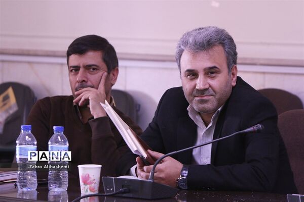 جلسه معاونان پرورشی مناطق نوزده گانه شهر تهران