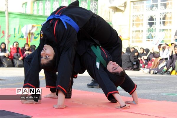 المپیاد ورزشی درون مدرسه‌ای