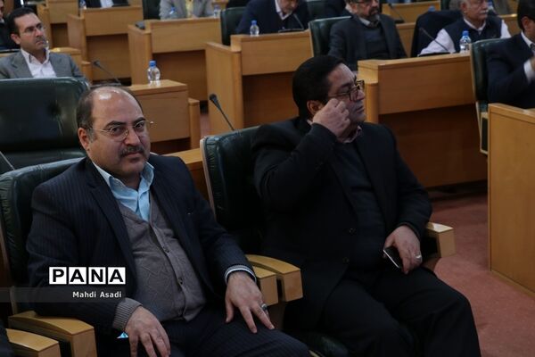 نشست صمیمانه وزیر آموزش و پرورش با جمعی از فرهنگیان خراسان رضوی