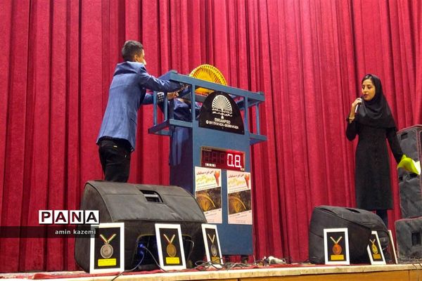 دومین مسابقه سازه‌های ماکارونی در داراب