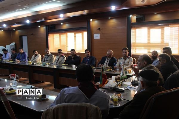 جلسه هم اندیشی سازمان دانش آموزی استان فارس