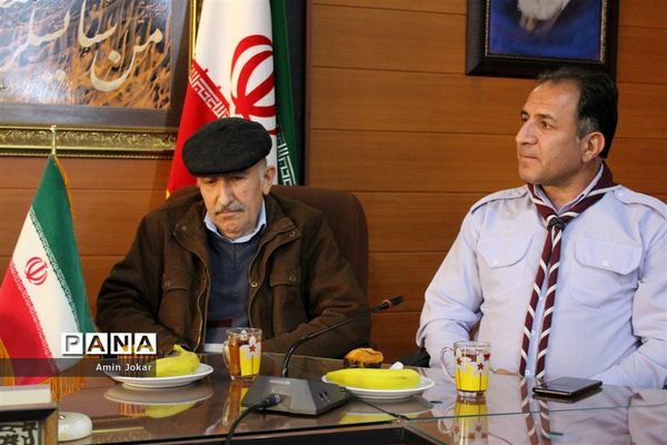 جلسه هم اندیشی سازمان دانش آموزی استان فارس