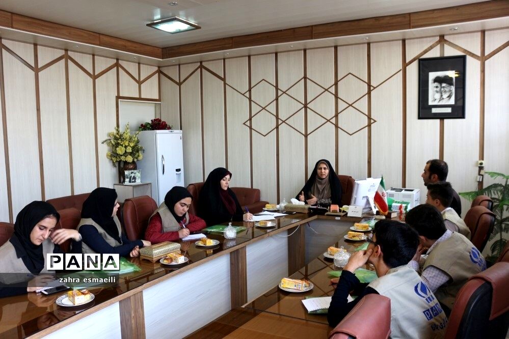 نشست خبرنگاران پانا با معاون نهضت سوادآموزی قزوین