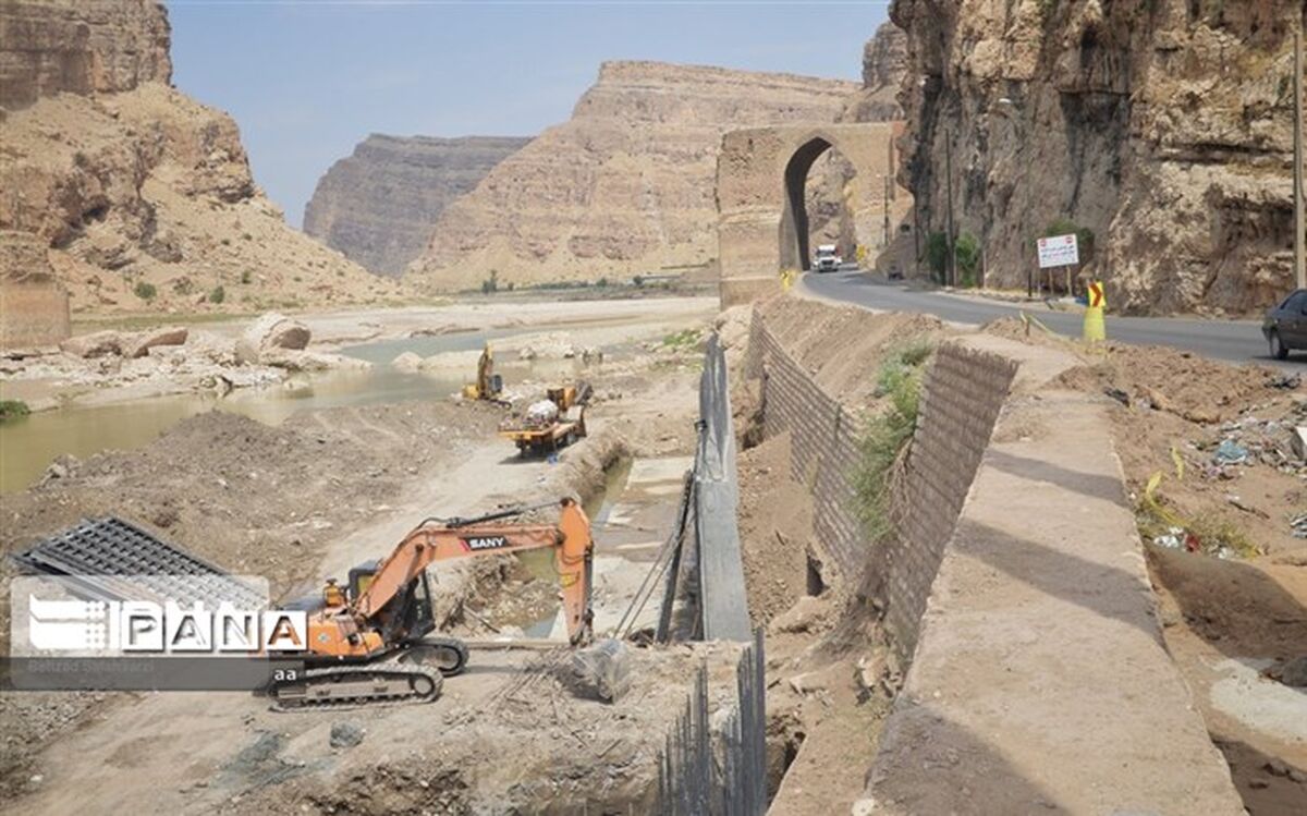 مرمت پل تاریخی پلدختر آغاز شد
