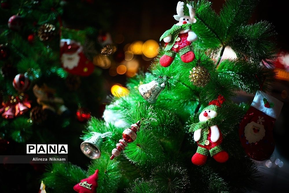 حال و هوای کریسمس در تهران