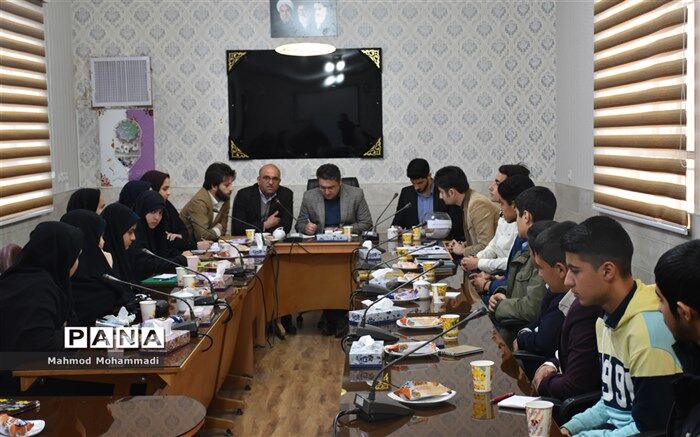 برگزاری انتخابات هئیت رئیسه شورای دانش آموزی منطقه تبادکان