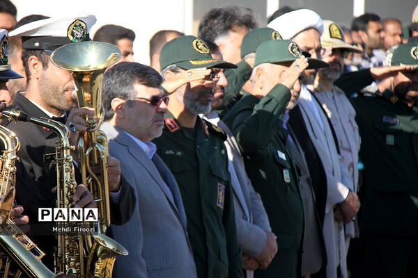 ورود پیکر مطهر دو شهید گمنام به استان هرمزگان