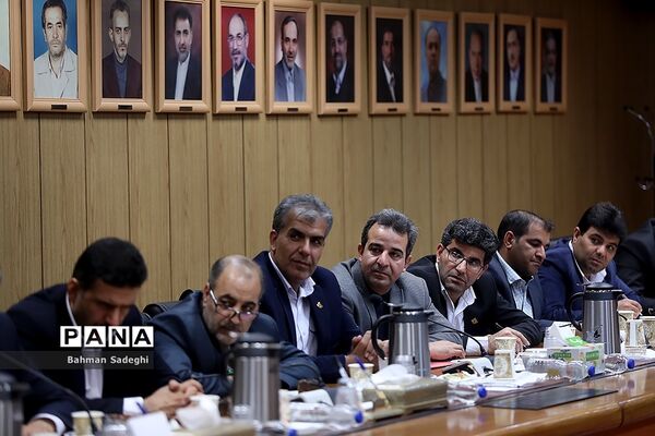 دیدار مدیران سازمان دانش‌آموزی استان‌های سراسر کشور با وزیر آموزش و پرورش