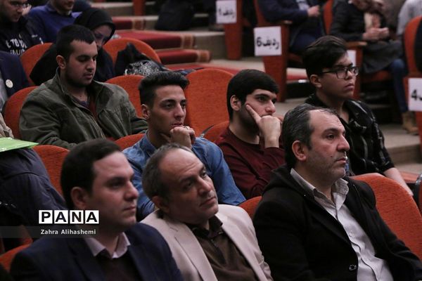 مراسم تجلیل از برگزیدگان المپیادهای جهانی و کشوری و رتبه‌های برتر کنکور