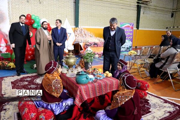 جشن بزرگ شب یلدا ویژه دانش آموزان مدرسه استثنایی علامه طباطبایی۲