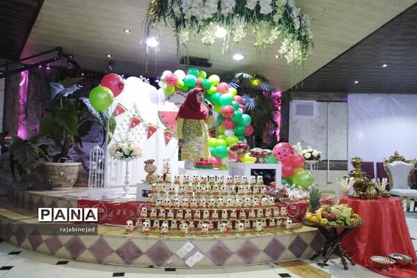 برگزاری جشن شب یلدا دبستان پسرانه سیدالشهدا ابرکوه