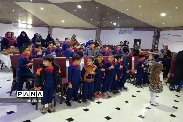 برگزاری جشن شب یلدا دبستان پسرانه سیدالشهدا ابرکوه