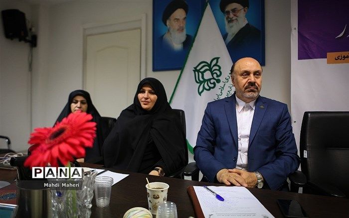 مشاور سازمان دانش‌آموزی: حتما از کارنامه و برنامه‌های خود آسیب‌شناسی داشته باشیم