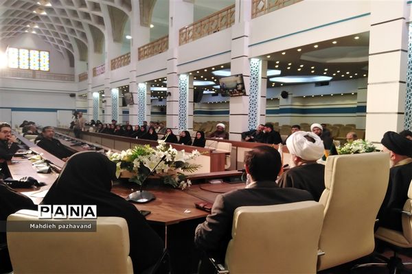 آیین رونمایی از پوستر «این چند کتاب محی الدین »