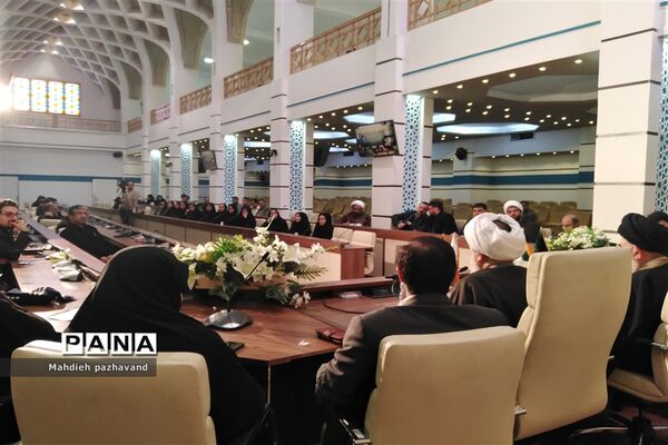 آیین رونمایی از پوستر «این چند کتاب محی الدین »