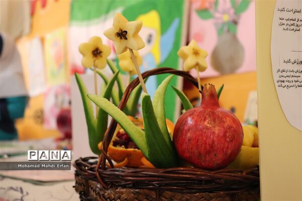 برگزاری نمایشگاه هفته پژوهش در مدارس آباده