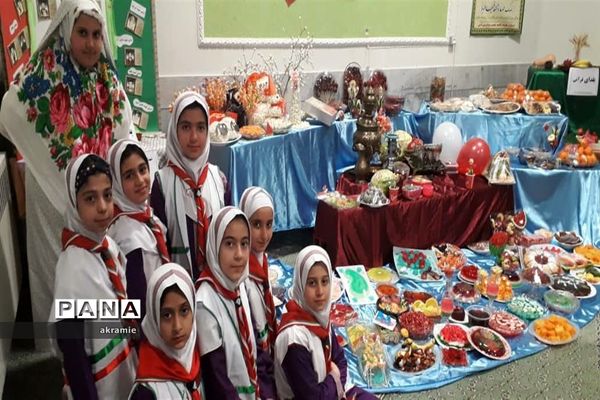 برگزاری شب یلدای قرآنی در مدرسه شاهد عبدالرحمن آدمی ابرکوه