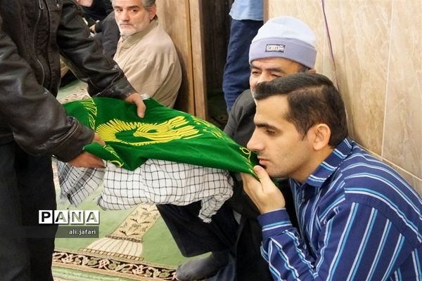 برگزاری محفل شب یلدا با شهدا در شهرری