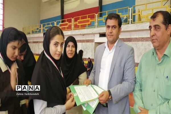 اختتامیه مسابقات فوتسال بین مدارس دشتستان