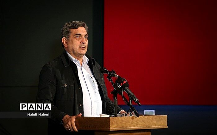 حناچی:  در صورت تداوم آلودگی هوا، کمیته اضطرار درباره تعطیلی مدارس تصمیم‌ می‌گیرد
