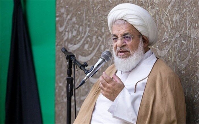 امام جمعه یزد: آمریکا هیچ زمانی برای مردم ایران دل نمی‌سوزاند
