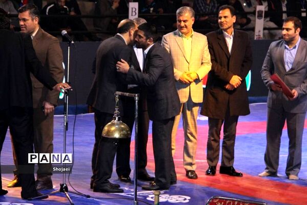 رقابت‌های کشتی آزاد جام باشگاه‌های جهان‎ در بجنورد
