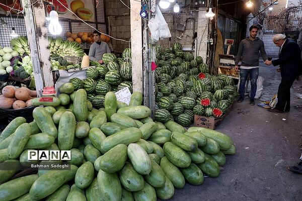 خرید شب یلدا دربازار شهرستانی