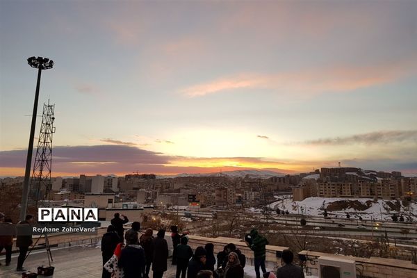 رصد خورشیدگرفتگی در رصدخانه ابن صلاح همدانی