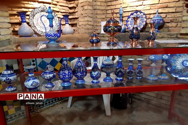 برپایی بازارچه صنایع دستی در سرای فاتح نی ریز